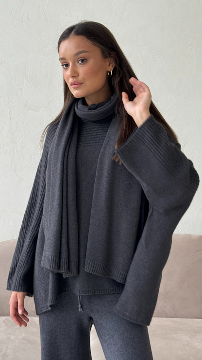 Cora Wrap Scarf - Anthracite