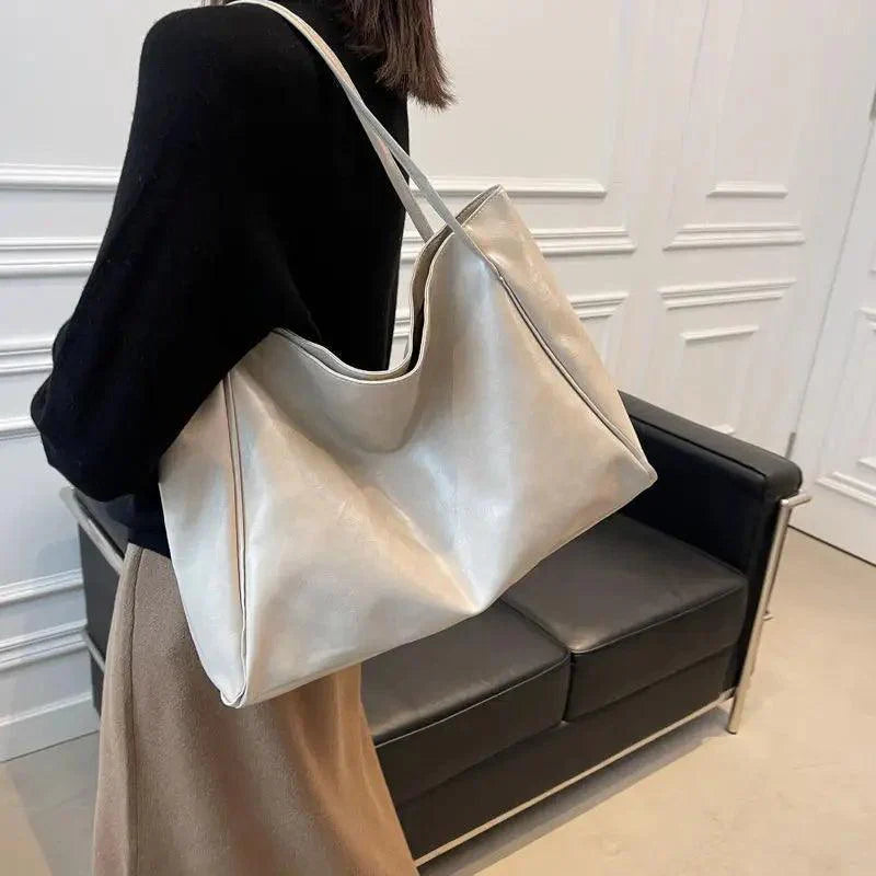 Dianora Handbag