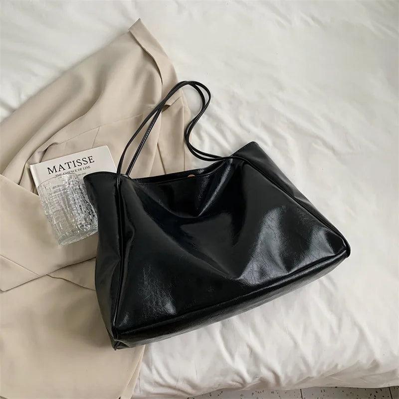 Dianora Handbag
