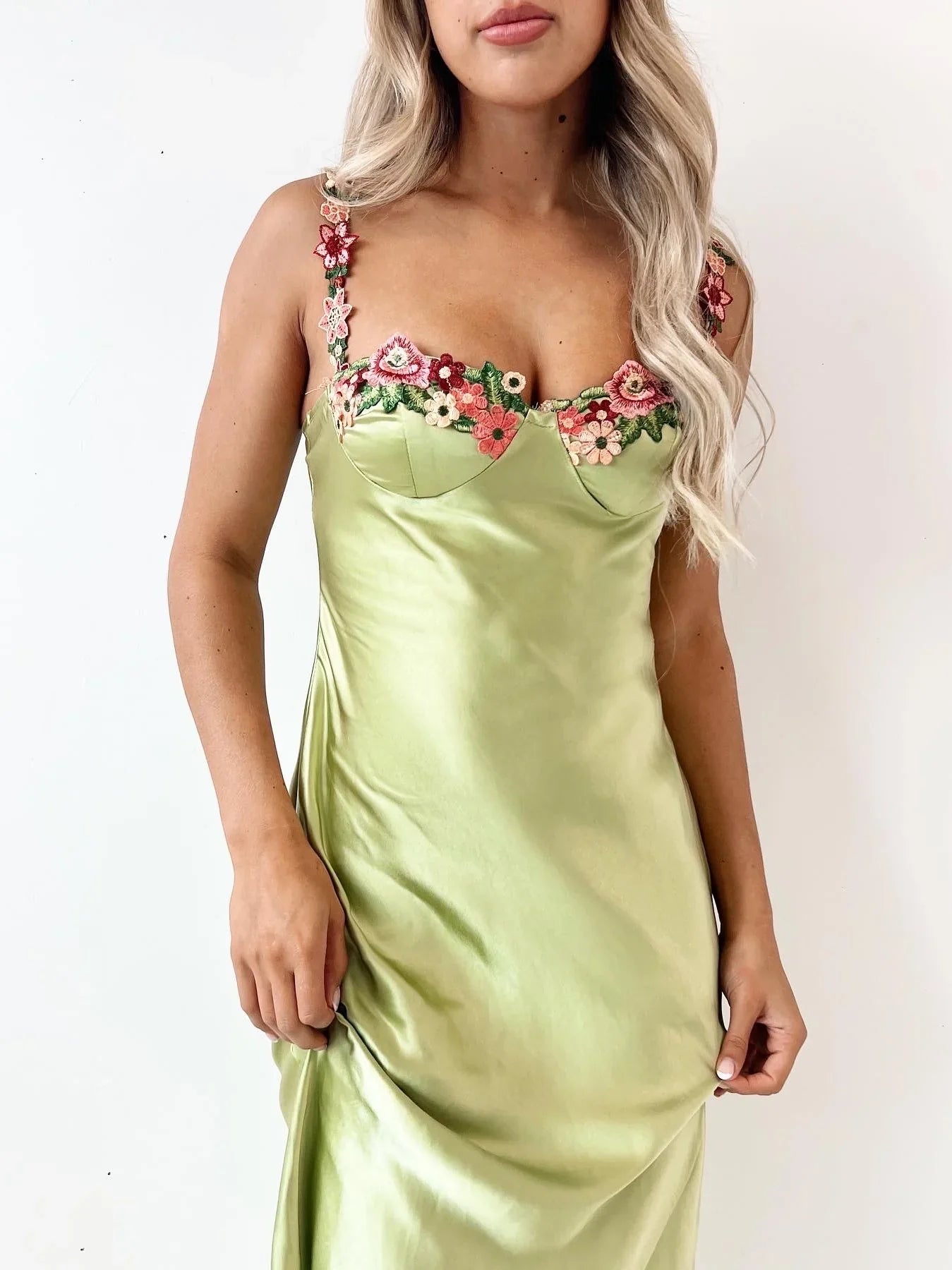 VENERINA Maxi Dress